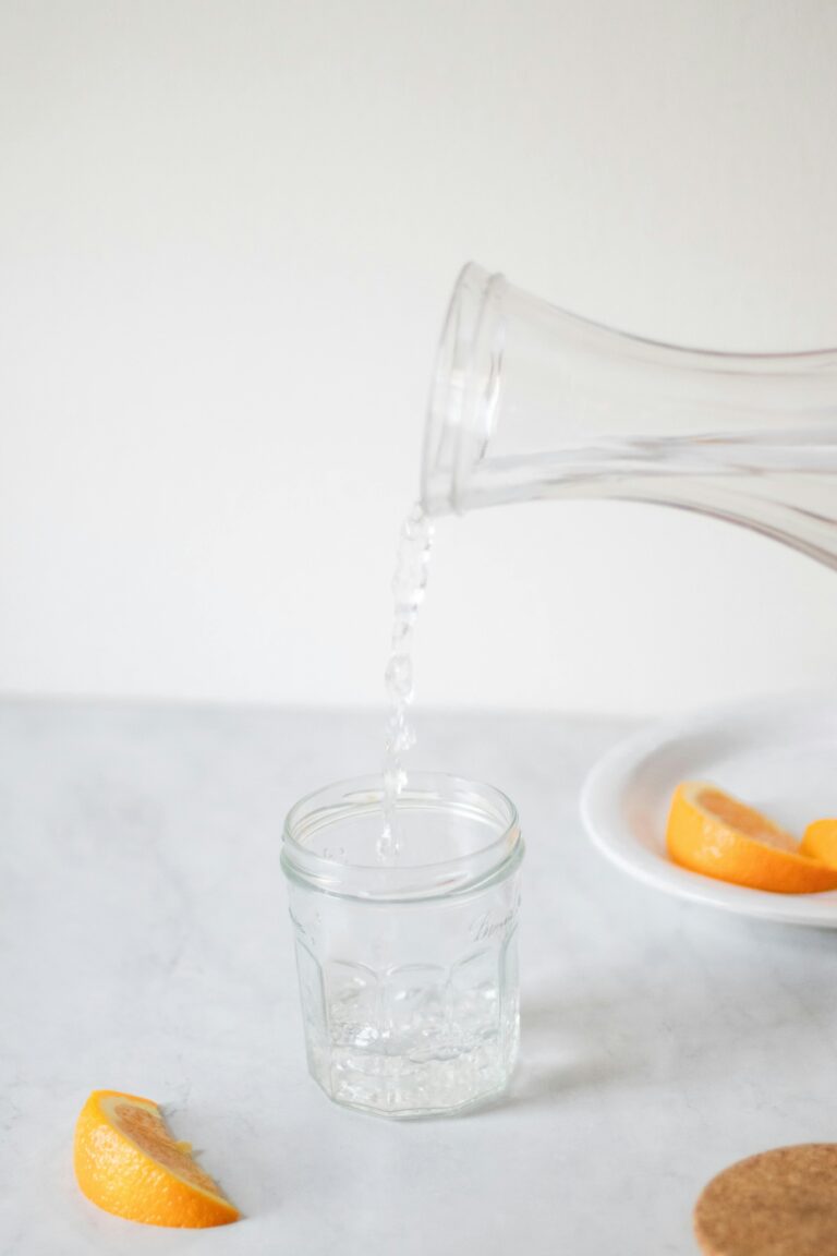 Juice Fast vs. Water Fast: Which Is Right for You?